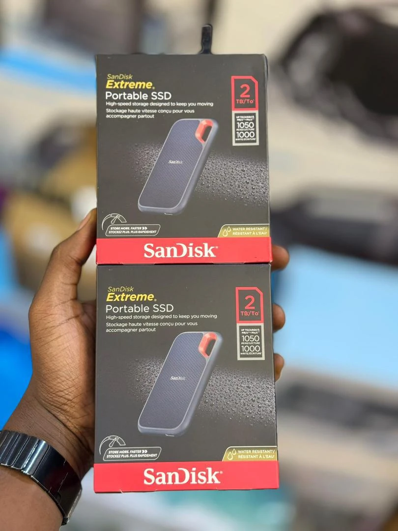 SanDisk Extreme Portable SSD 2TB retail packaging in EMOS IT SERVICES stock