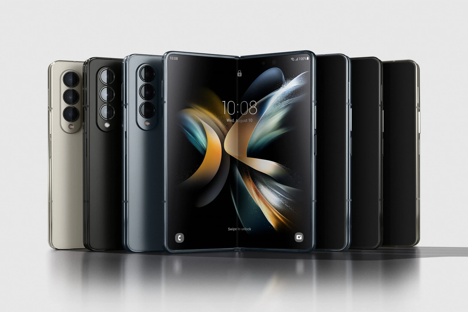 Samsung Galaxy Z Fold4 in Beige, Phantom Black and Graygreen, folded and opened views